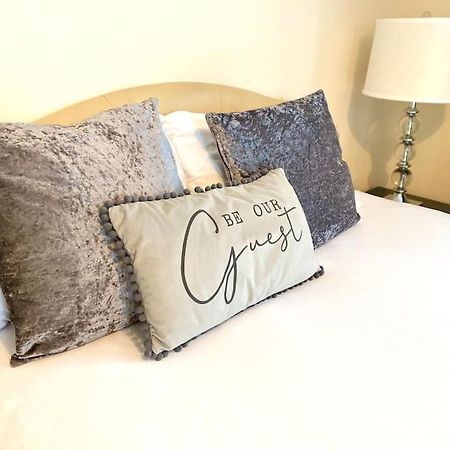 Amazing 2-Bed City Centre Apt With Parking Coventry Kültér fotó