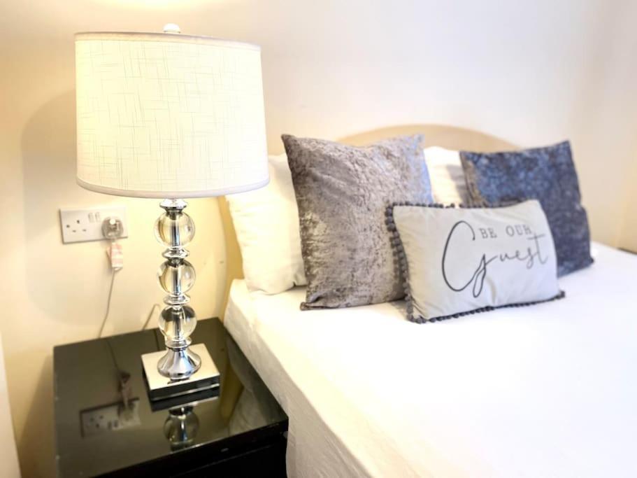 Amazing 2-Bed City Centre Apt With Parking Coventry Kültér fotó